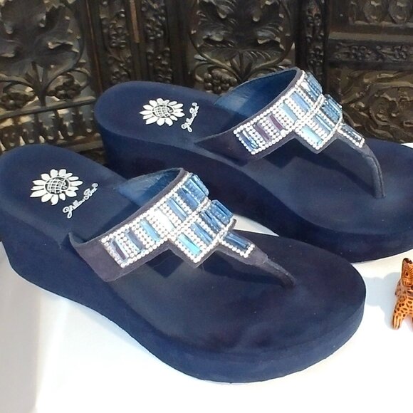 Womens Yellow Box Navy Sandals Size 6.5 - Picture 2 of 5